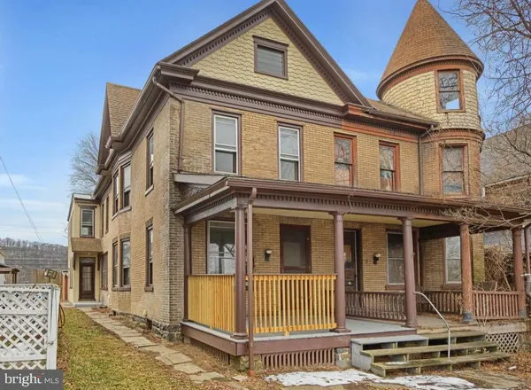 $171,900 | 1059 Market Street, Sunbury, PA 17801