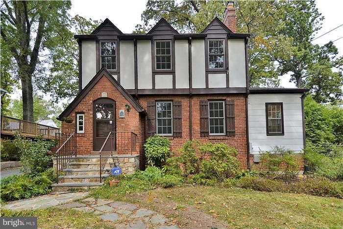 10 Sunnyside Road Silver Spring, MD 20910 - Photo 2 of 30 Exterior Front