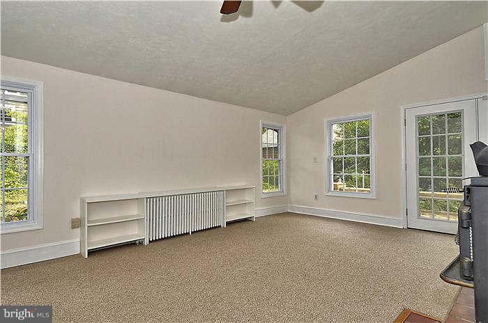 10 Sunnyside Road Silver Spring, MD 20910 - Photo 11 of 30 Family Room