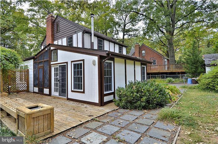 10 Sunnyside Road Silver Spring, MD 20910 - Photo 5 of 30 Exterior (Rear)