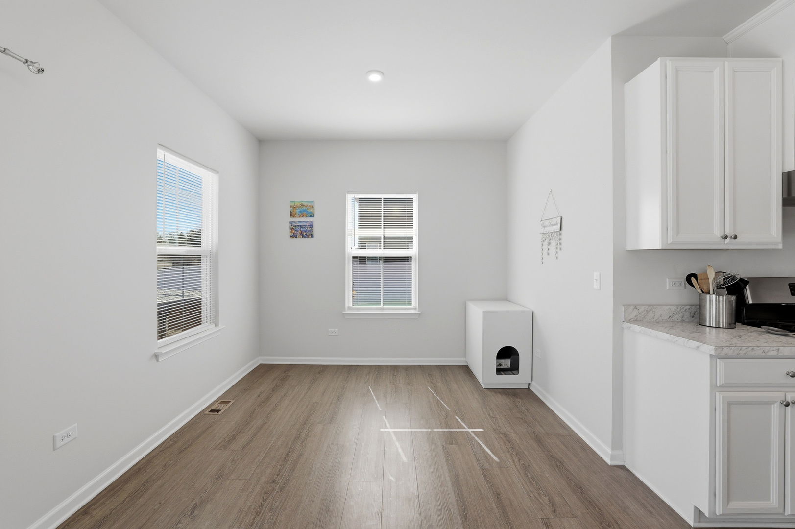 7232 Great Northern Trail Union, IL 60180 - Photo 12 of 48 a view of livingroom with hardwood floor and window
