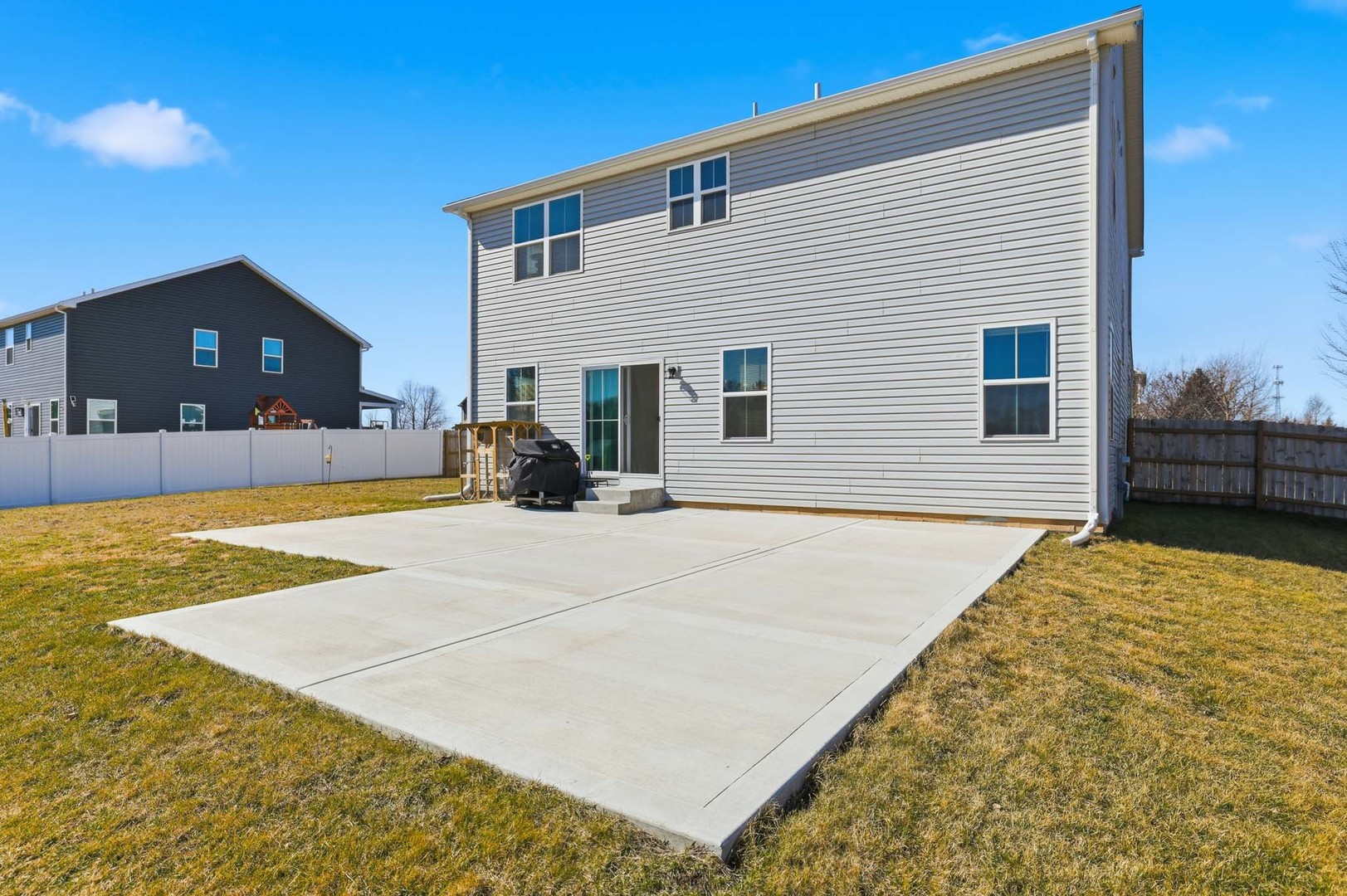 7232 Great Northern Trail Union, IL 60180 - Photo 30 of 48 a view of backyard of the house