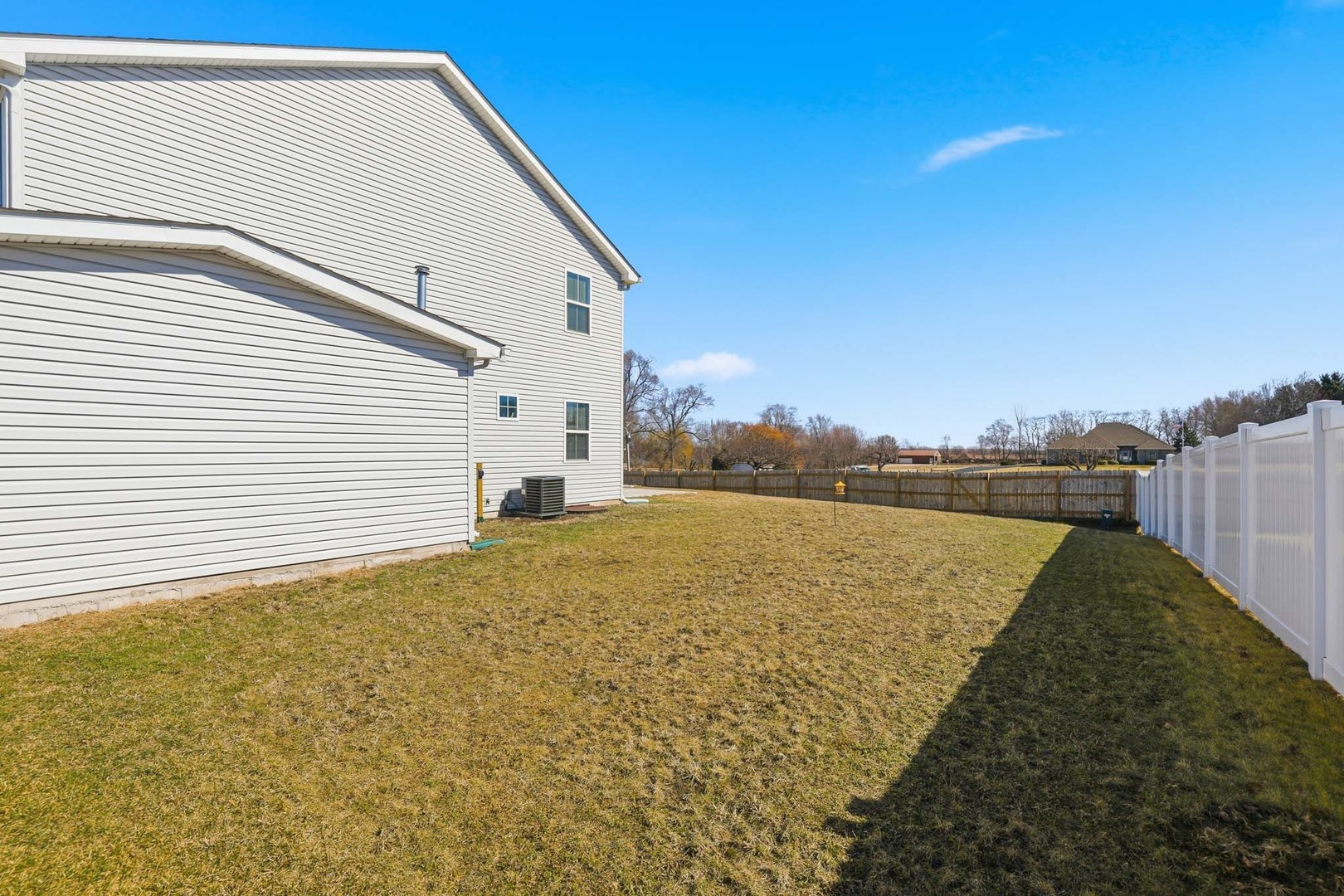 7232 Great Northern Trail Union, IL 60180 - Photo 33 of 48 a view of a balcony with an ocean view