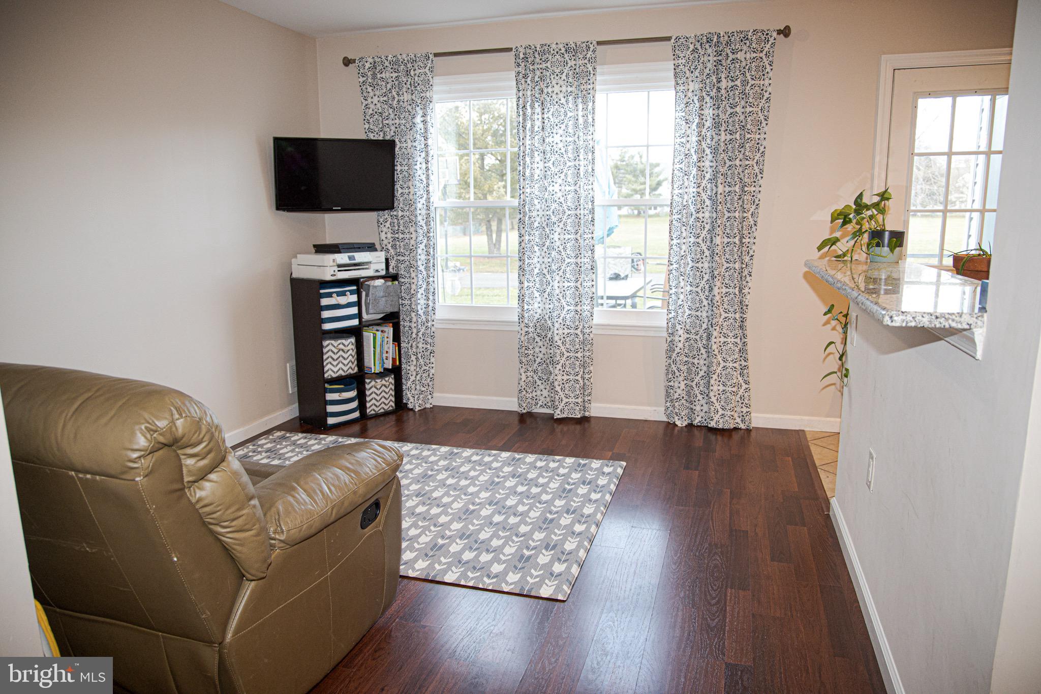 303 Whisper Court Burlington, NJ 08016 - Photo 12 of 34 Gallery Image 12