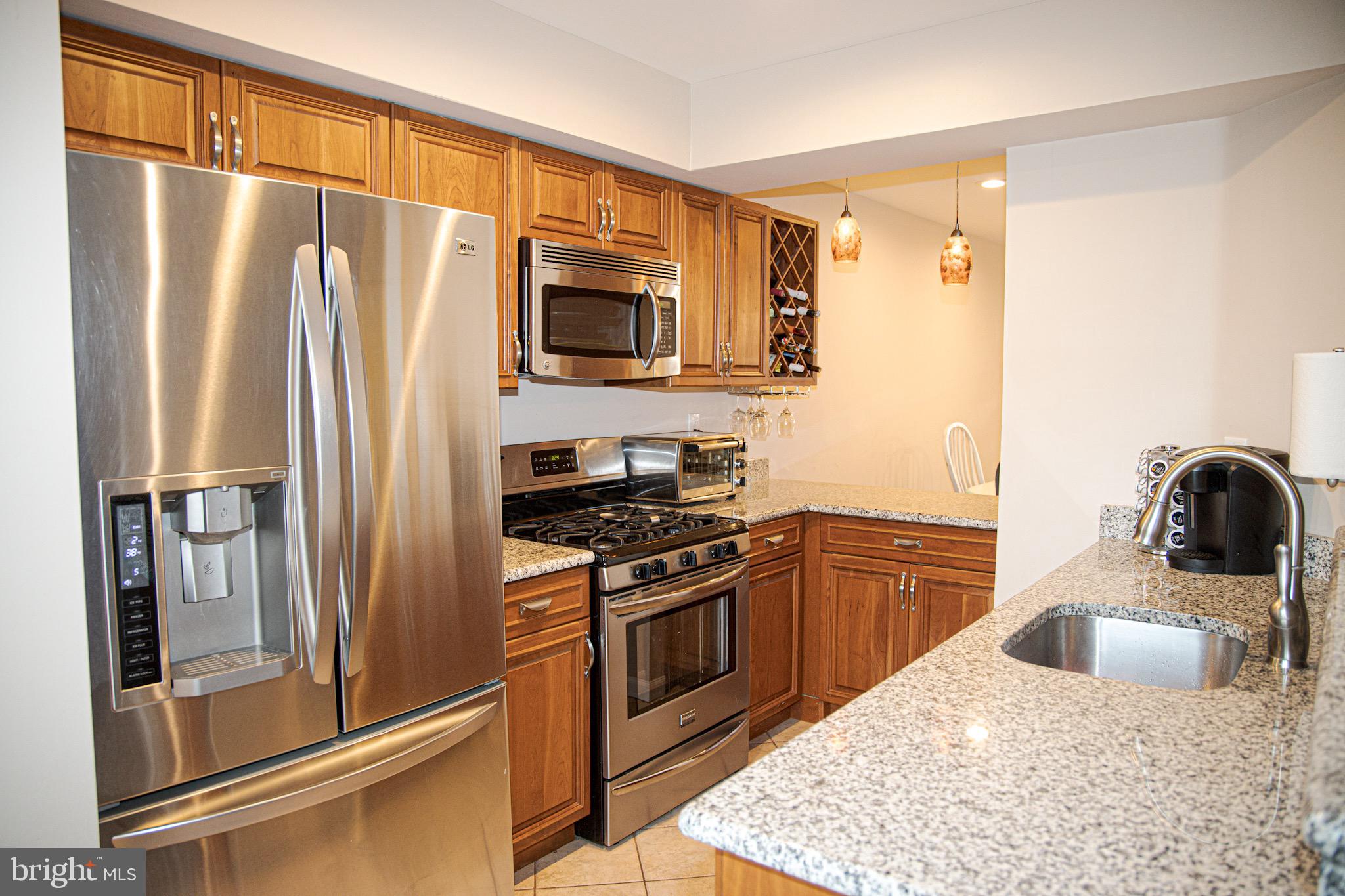 303 Whisper Court Burlington, NJ 08016 - Photo 16 of 34 Gallery Image 16