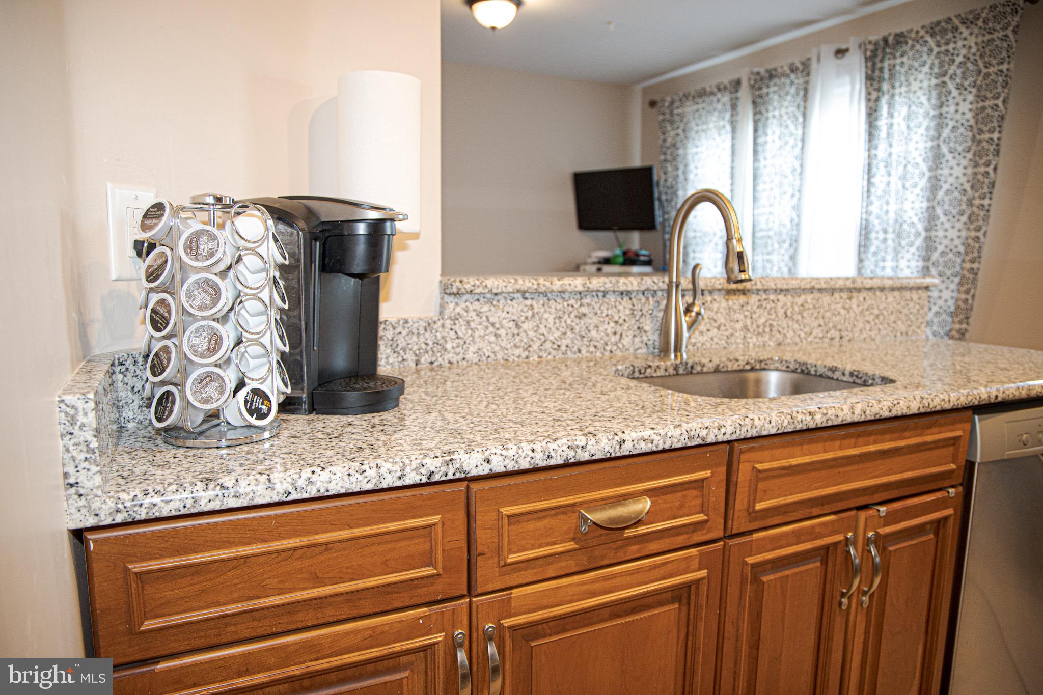 303 Whisper Court Burlington, NJ 08016 - Photo 17 of 34 Gallery Image 17