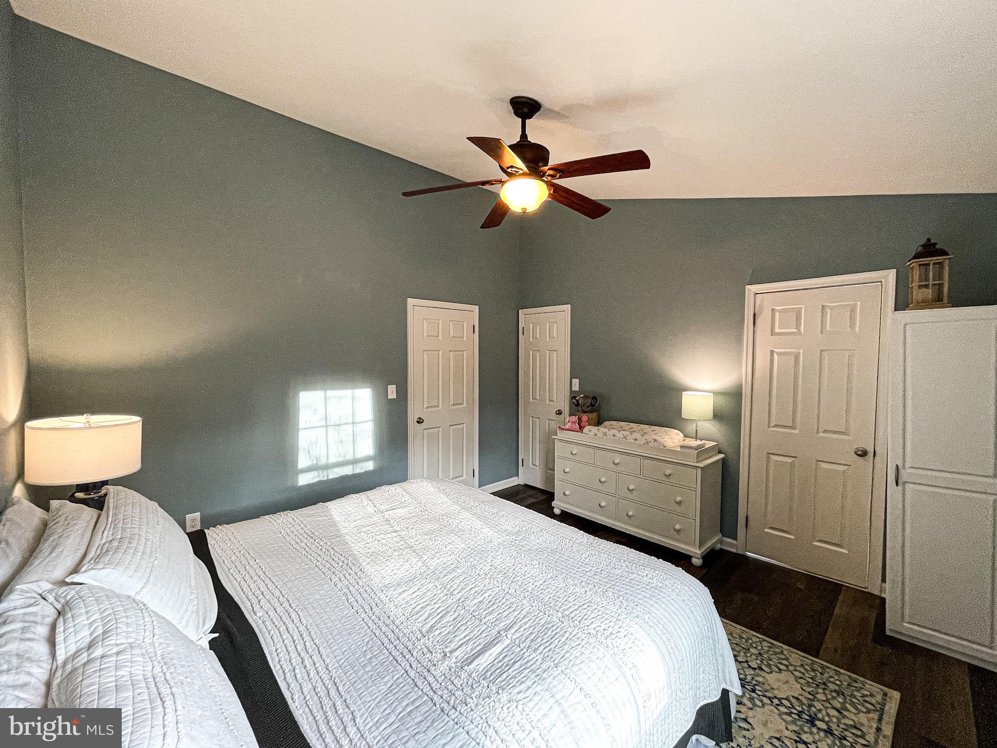 303 Whisper Court Burlington, NJ 08016 - Photo 24 of 34 Gallery Image 24