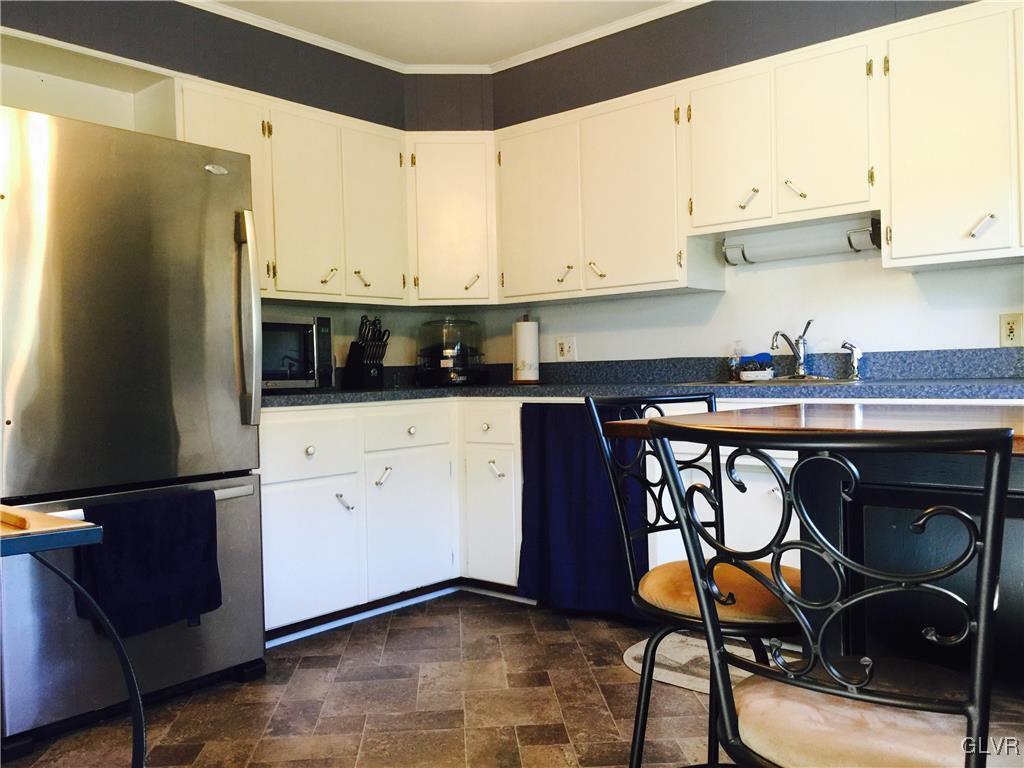 7167 Wimmer Road Bethlehem, PA 18015 - Photo 23 of 42 Gallery Image 23