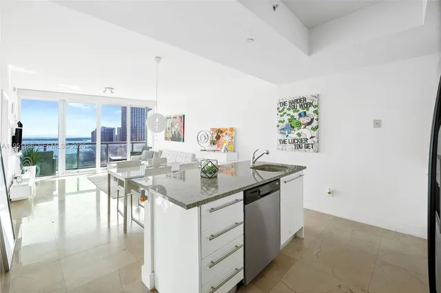 $3,650 | 888 Biscayne Boulevard, Unit 2802, Miami, FL 33132