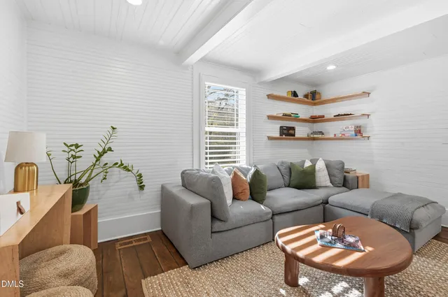 $4,800 | 1451 Hawkins Road, Hurdle Mills, NC 27541