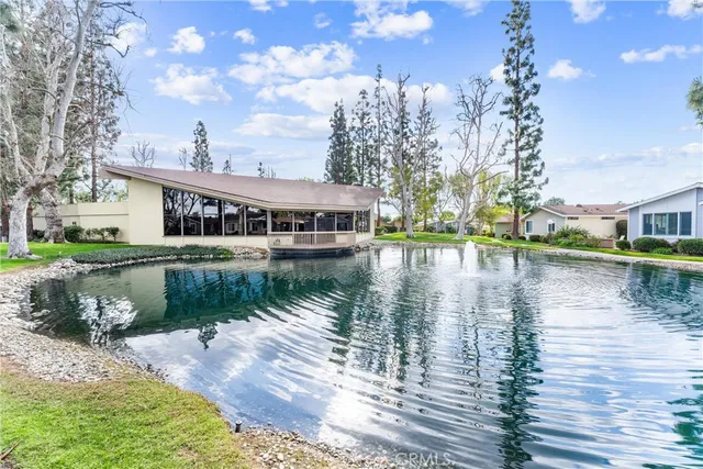 $399,000 | 2544 Park Lake, Santa Ana, CA 92705