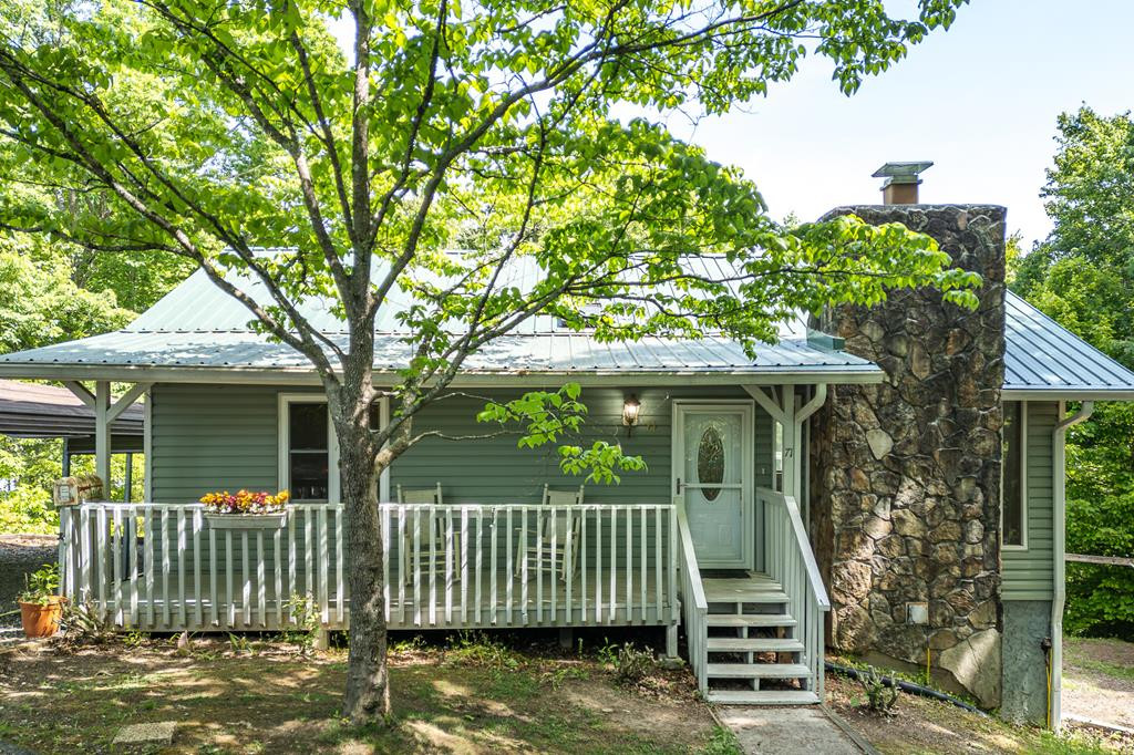 71 Mountain Laurel Road Murphy, NC 28906 - Photo 1 of 42 Main View