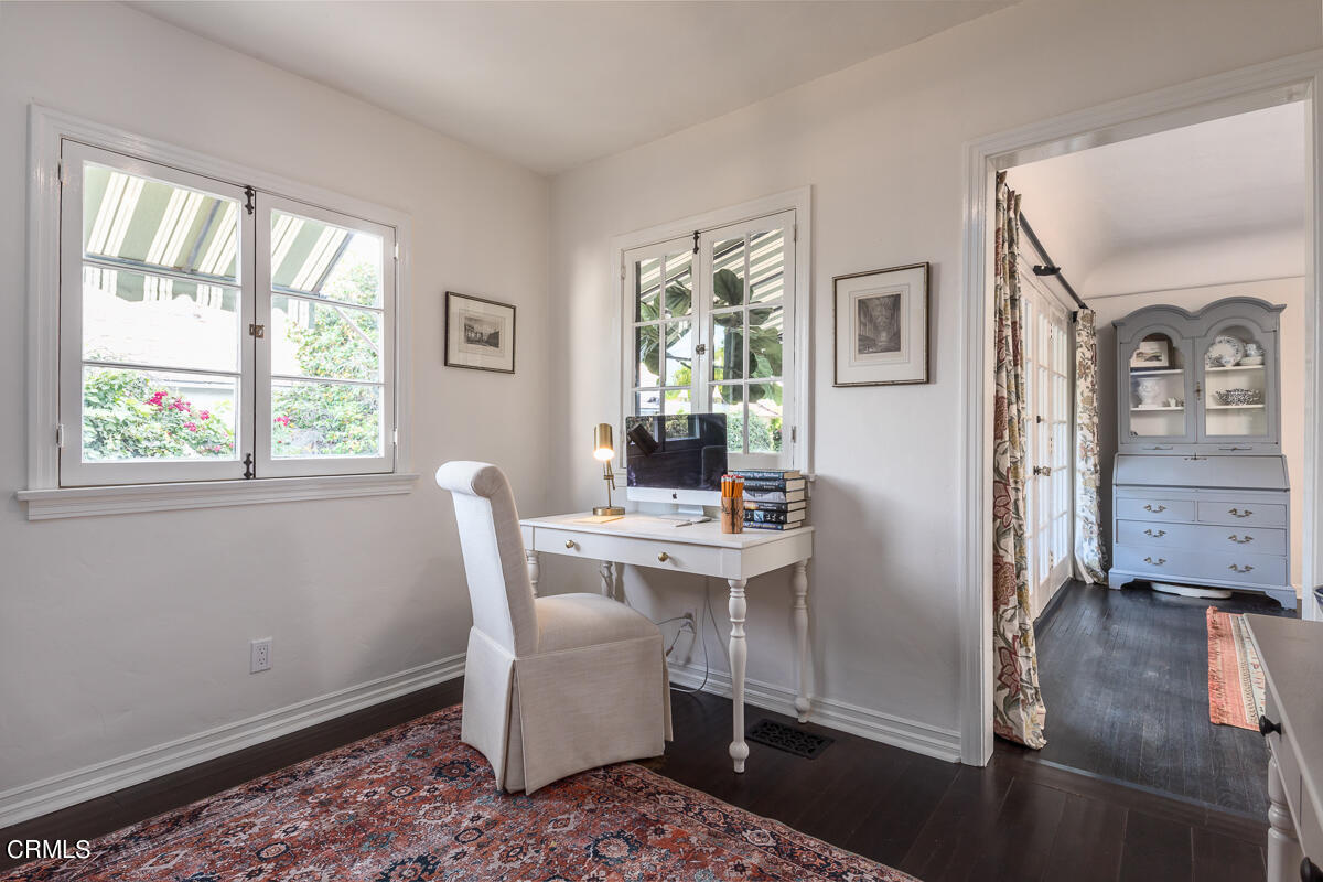 2420 Catherine Road Altadena, CA 91001 - Photo 23 of 43 a view of a livingroom with furniture and window