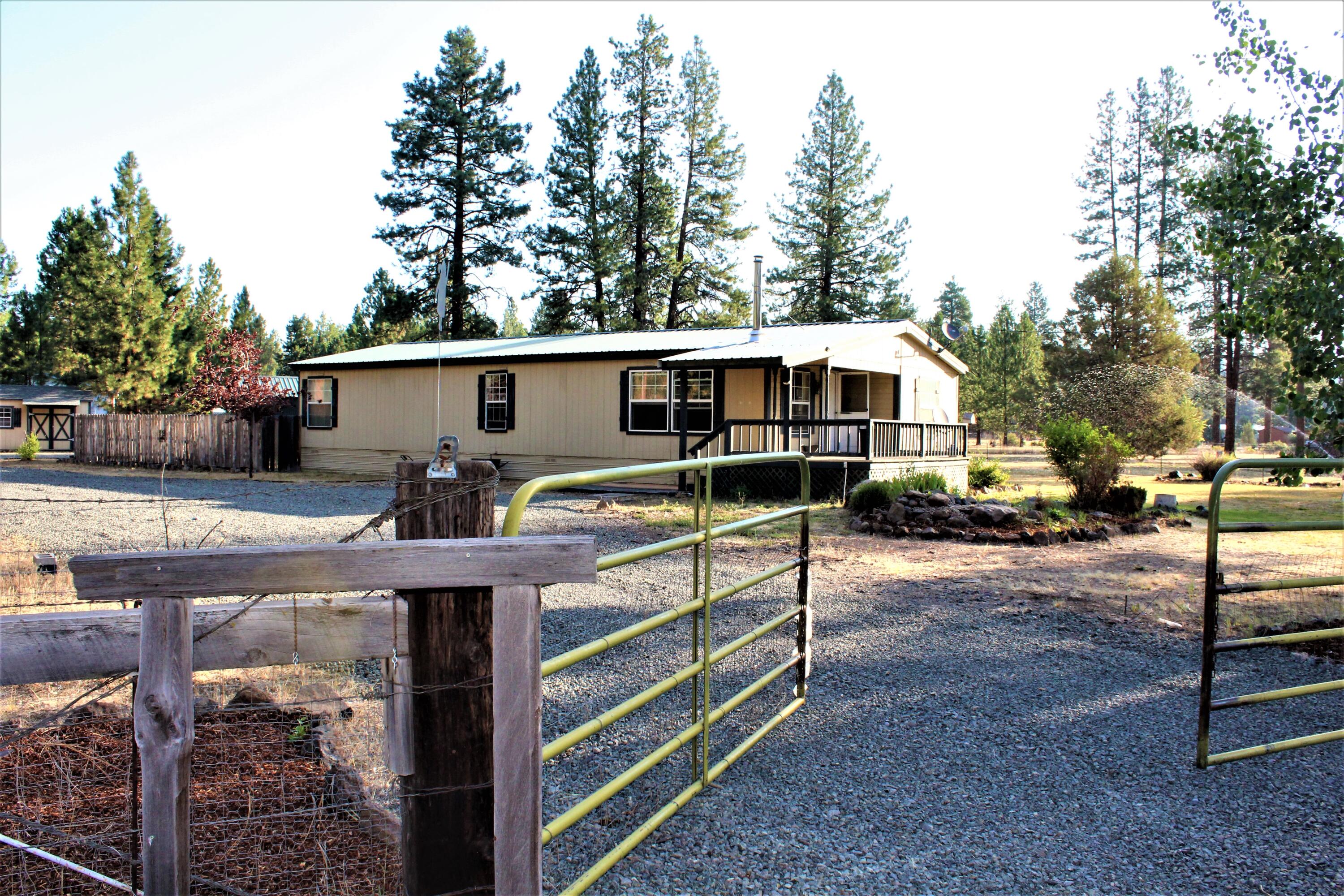 32745 Keno Springs Road Bonanza, OR 97623 - Photo 3 of 54 IMG_4468
