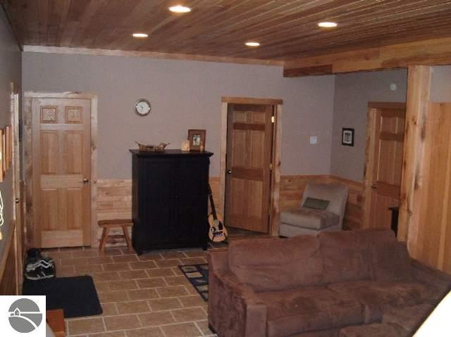 4720 Del Mason Road Bellaire, MI 49615 - Photo 5 of 9 1679502-4.JPG