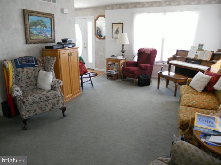 119 Quaker Hill Road Magnolia, DE 19962 - Photo 6 of 21 Living Room