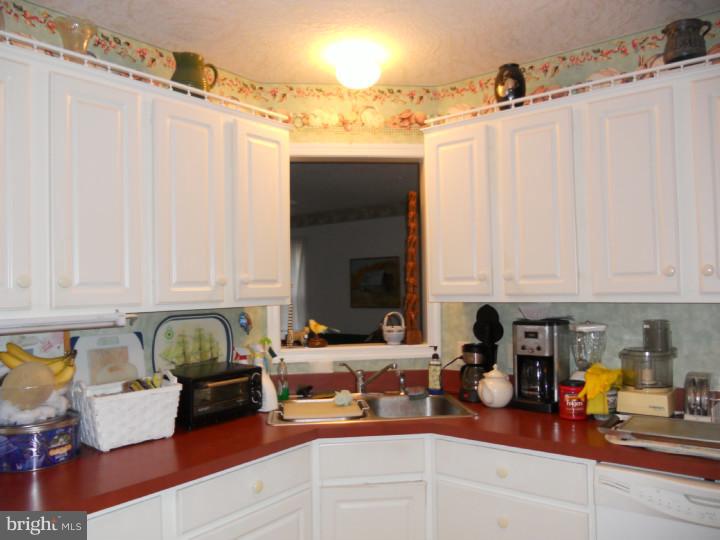 119 Quaker Hill Road Magnolia, DE 19962 - Photo 8 of 21 Kitchen
