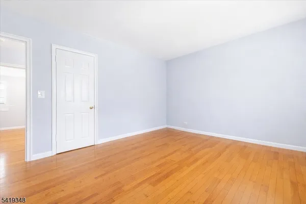 $2,300 | 343 Bloomfield Avenue, Unit 8, Verona, NJ 07044