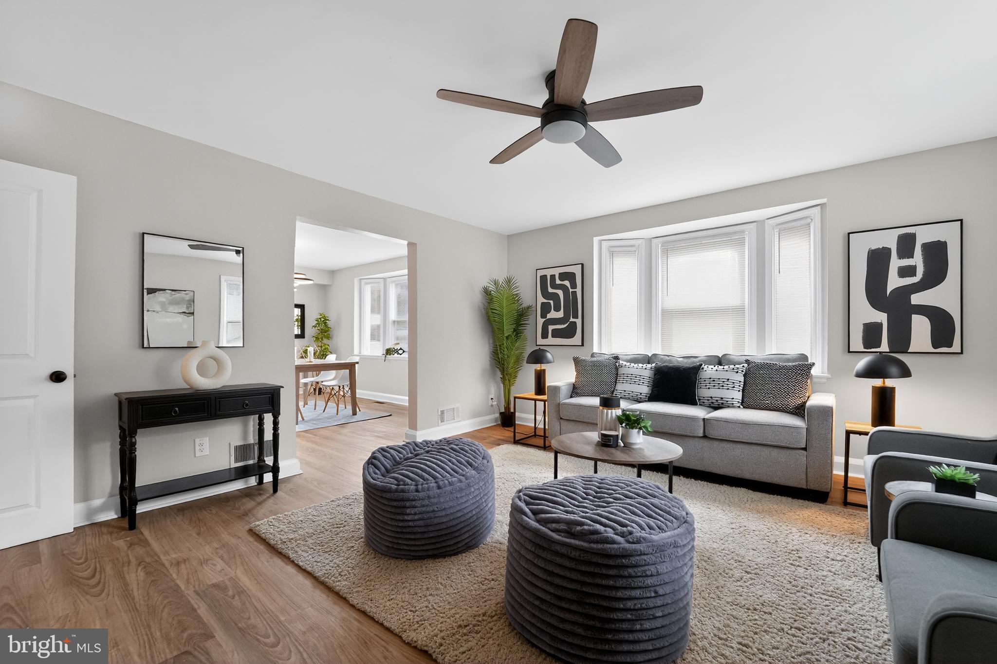 4503 Rokeby Road Baltimore, MD 21229 - Photo 3 of 30 Great Natural Light!