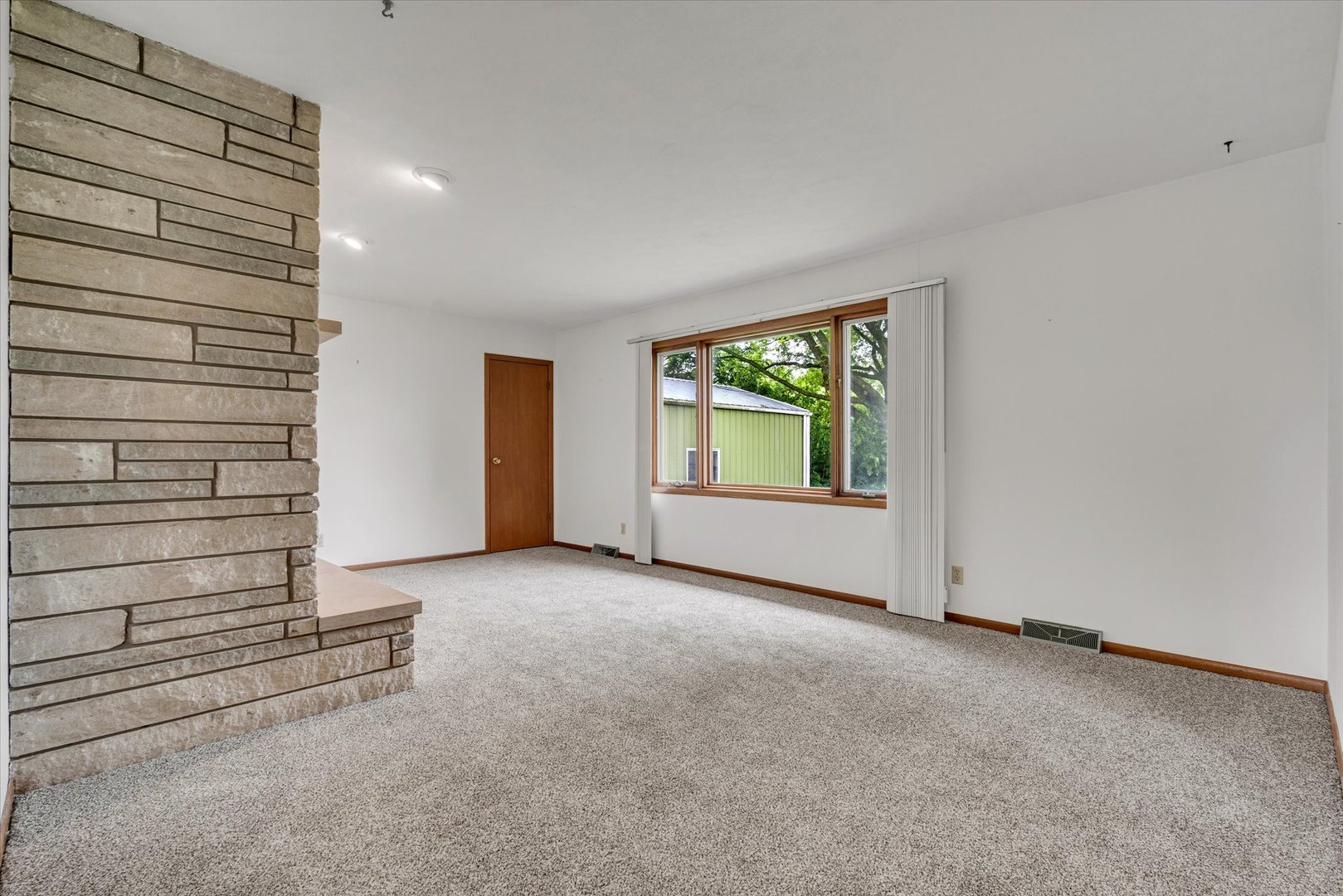 11822 3rd Street Milan, IL 61264 - Photo 13 of 45
