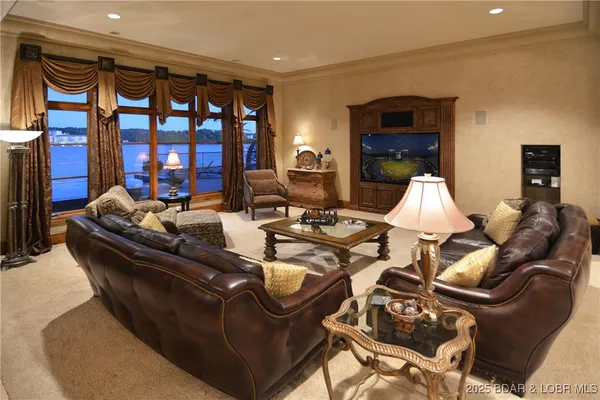 $8,954,000 | 33 Vista Court, Sunrise Beach, MO 65079