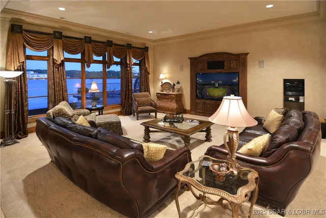 $8,954,000 | 33 Vista Court, Sunrise Beach, MO 65079