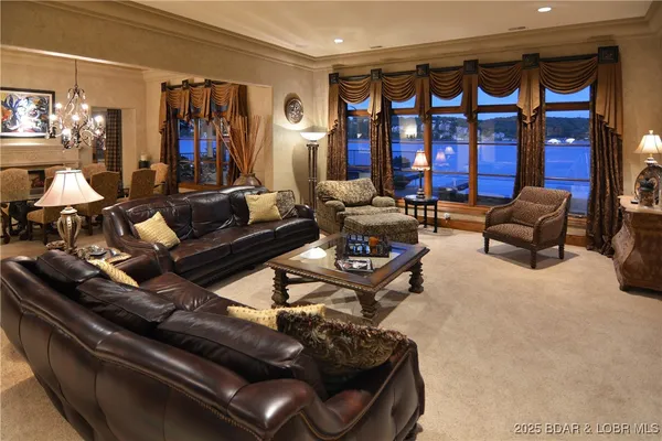 $8,954,000 | 33 Vista Court, Sunrise Beach, MO 65079