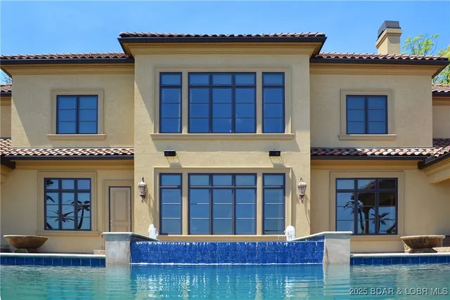 $8,954,000 | 33 Vista Court, Sunrise Beach, MO 65079