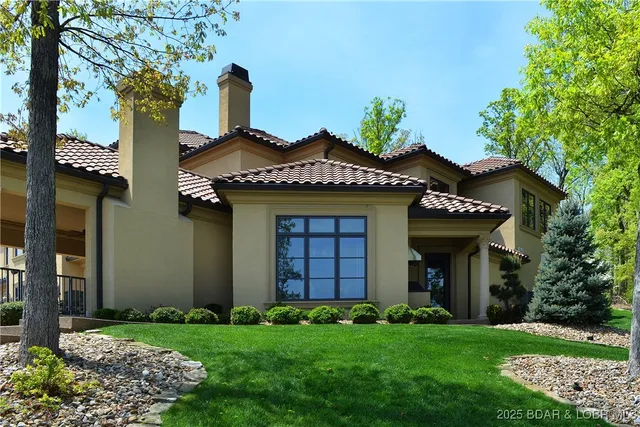 $8,954,000 | 33 Vista Court, Sunrise Beach, MO 65079