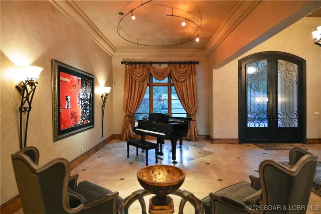 $8,954,000 | 33 Vista Court, Sunrise Beach, MO 65079