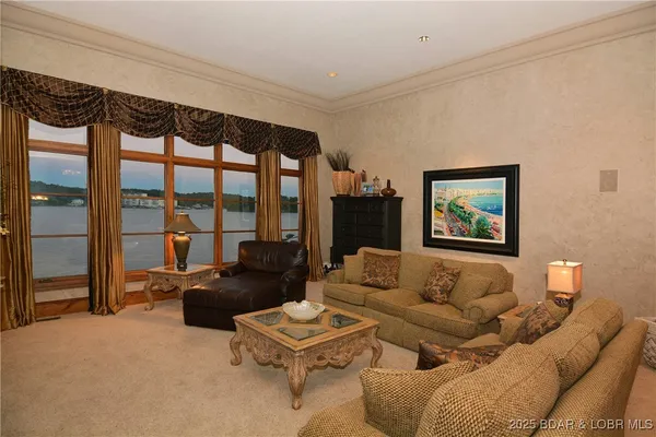 $8,954,000 | 33 Vista Court, Sunrise Beach, MO 65079