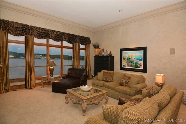 $8,954,000 | 33 Vista Court, Sunrise Beach, MO 65079