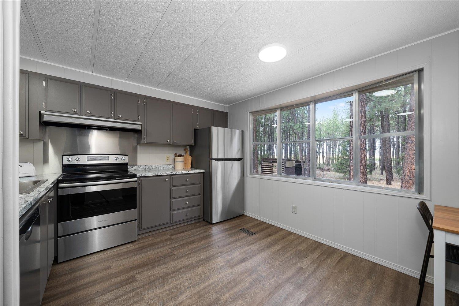 25707 West Long Lake Road Ford, WA 99013 - Photo 14 of 48 Gallery Image 14