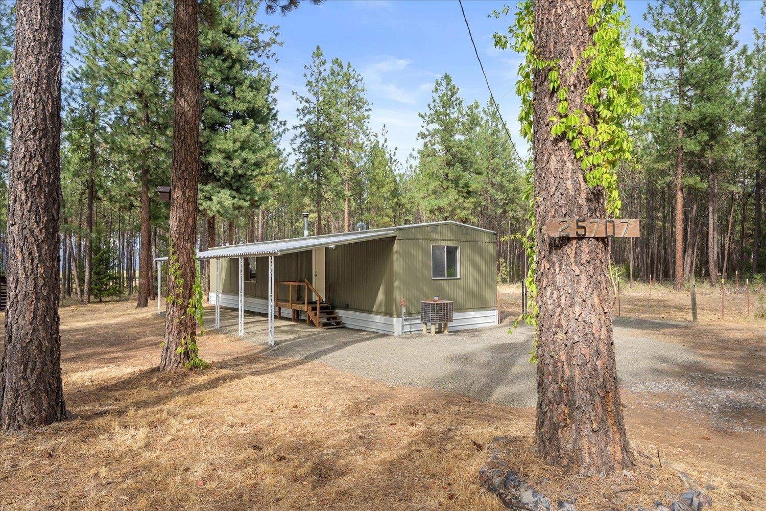 25707 West Long Lake Road Ford, WA 99013 - Photo 5 of 48 Gallery Image 5