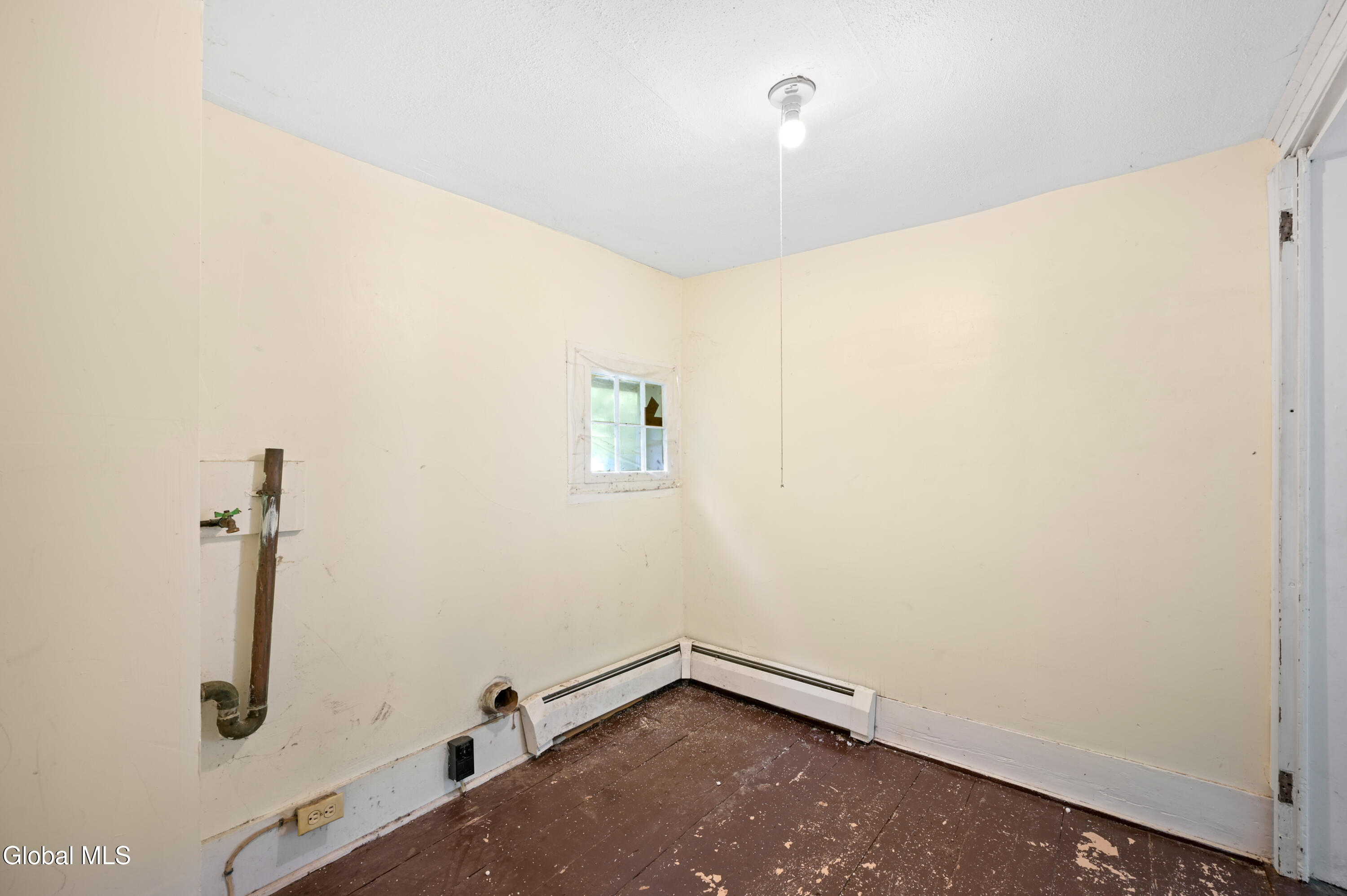 200 Davis Mt Road Oak Hill, NY 12460 - Photo 29 of 45 200 Davis Mountain Camera-28