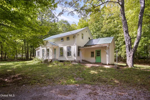 $110,000 | 200 Davis Mt Road, Oak Hill, NY 12460