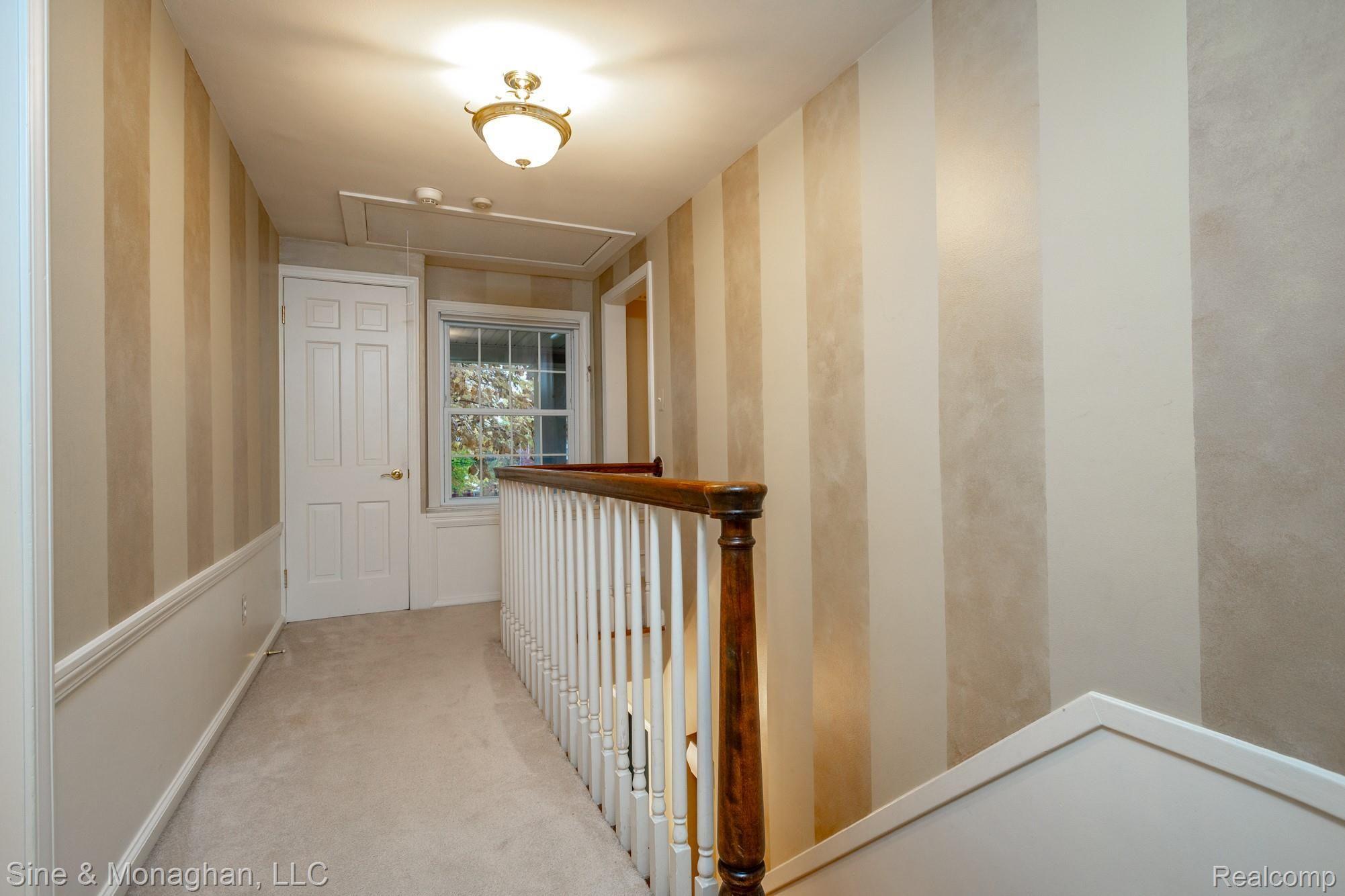 1837 Broadstone Road Grosse Pointe, MI 48236 - Photo 21 of 52 1837 Broadstone S030.jpg