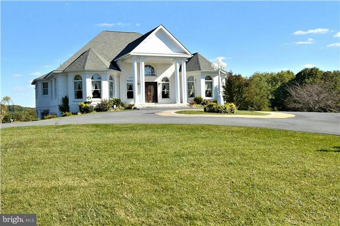 20607 Top Ridge Drive Boyds, MD 20841 - Photo 2 of 27 Exterior (General)