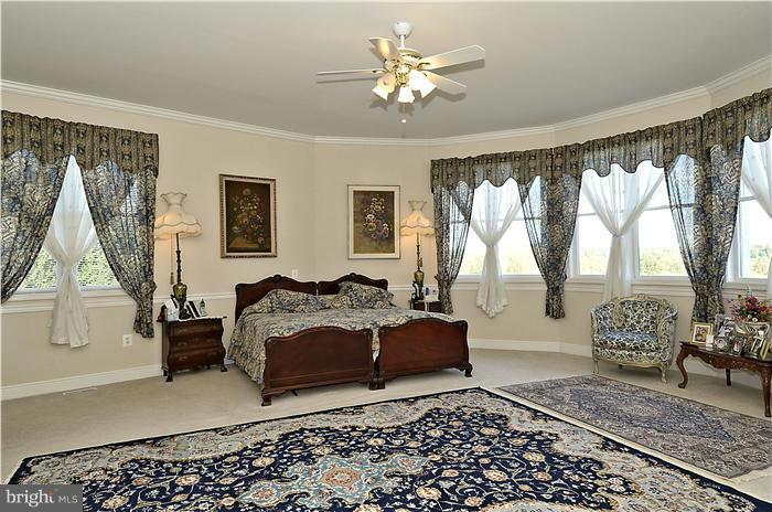 20607 Top Ridge Drive Boyds, MD 20841 - Photo 11 of 27 Bedroom (Master)