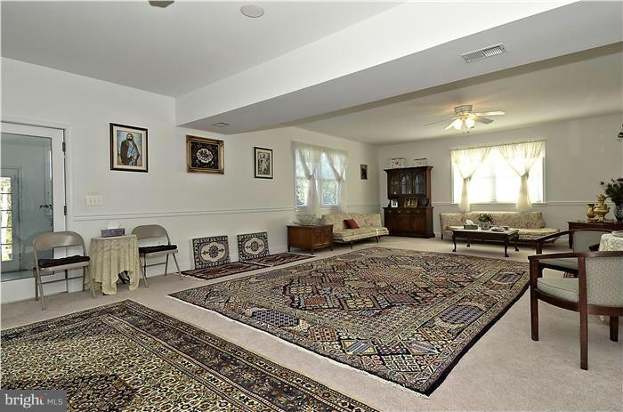 20607 Top Ridge Drive Boyds, MD 20841 - Photo 15 of 27 Recroom