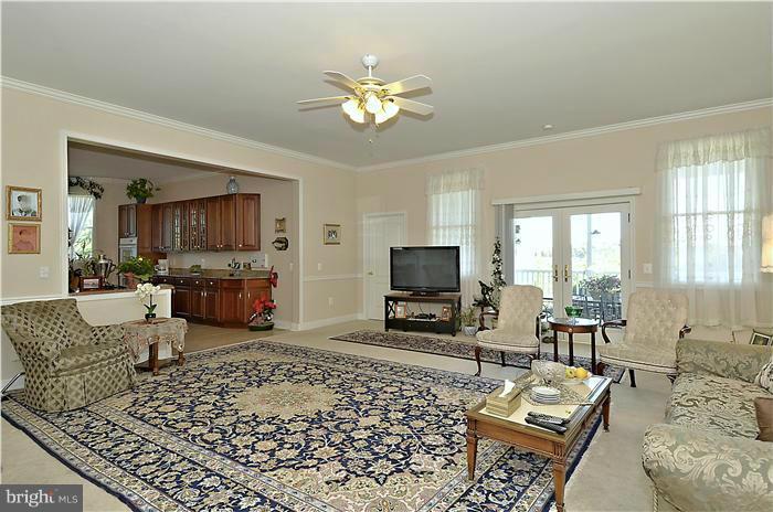 20607 Top Ridge Drive Boyds, MD 20841 - Photo 9 of 27 Mail Level