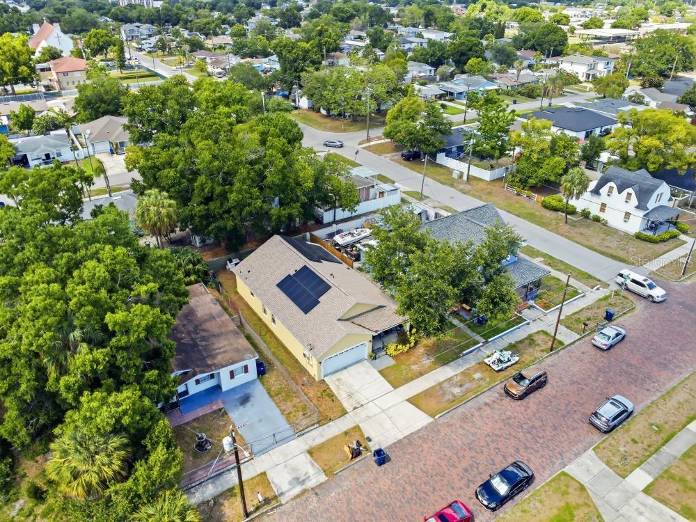 3005 West Chestnut Street Tampa, FL 33607 - Photo 24 of 27 an aerial view of a house with a yard