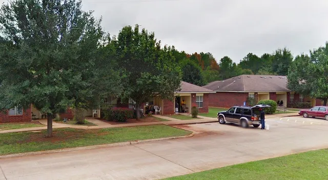 $628 | 1000 Desoto Drive, San Augustine, TX 75972