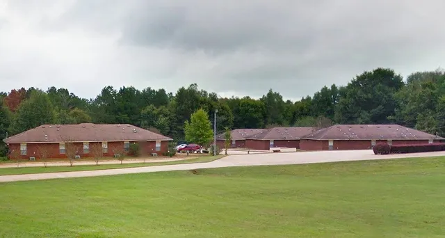 $628 | 1000 Desoto Drive, San Augustine, TX 75972