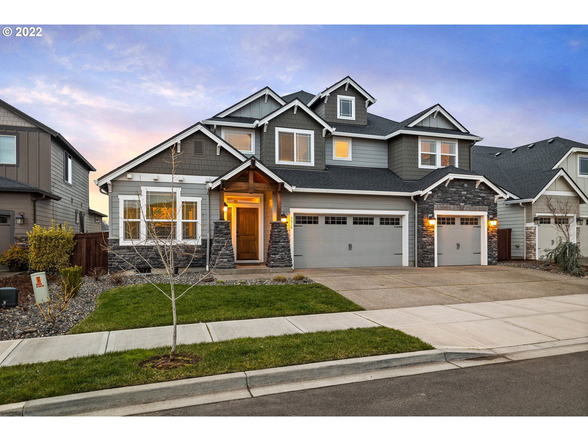 4616 South 16th Drive Ridgefield, WA 98642 - Photo 1 of 28 a front view of a house with a yard
