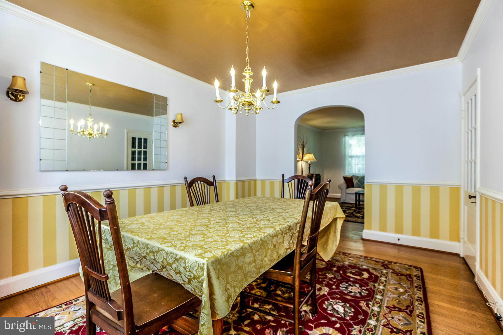317 Dumbarton Road Baltimore, MD 21212 - Photo 9 of 30 Dining Room