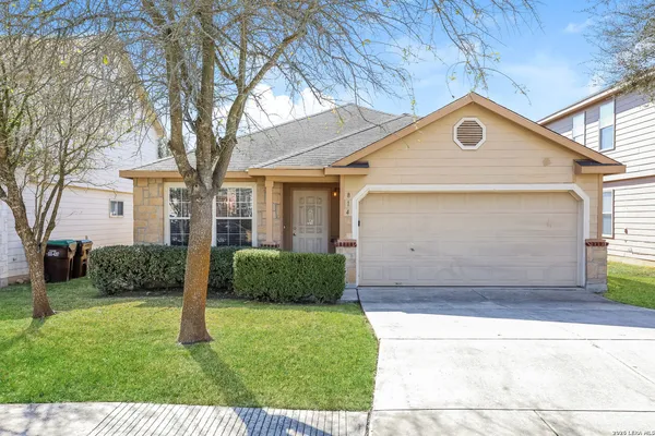 $1,880 | 814 Silverado Way, San Antonio, TX 78260