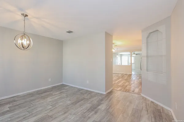 $1,880 | 814 Silverado Way, San Antonio, TX 78260