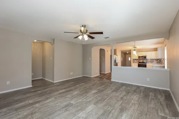 $1,880 | 814 Silverado Way, San Antonio, TX 78260