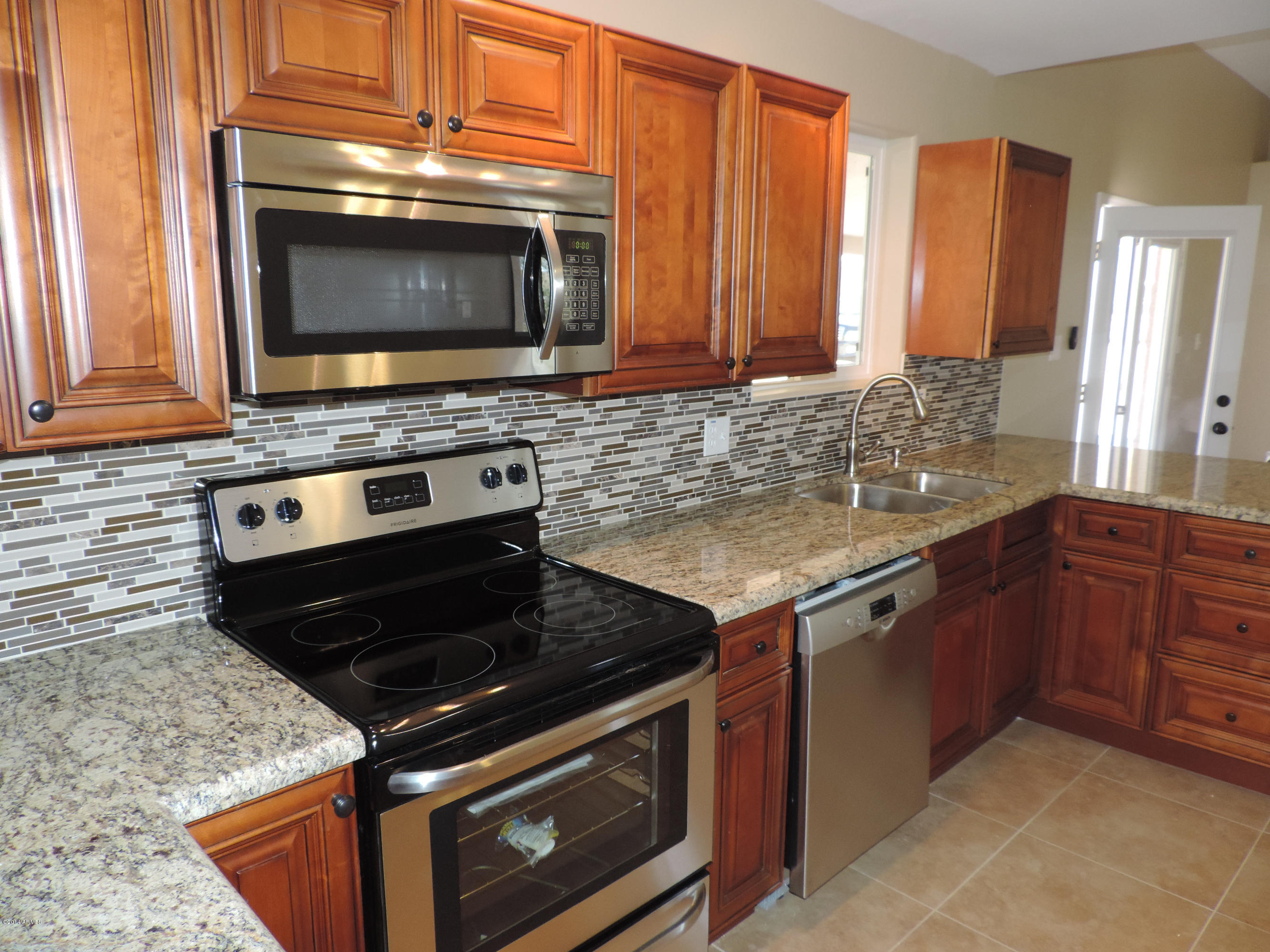 1108 East Maddock Road Phoenix, AZ 85086 - Photo 13 of 44 DSCN1424